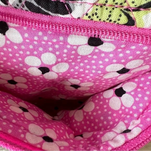 VERA BRADLEY Priscilla Pink Zip Hipster Crossbody Green Floral 2012 Quilted - Picture 9 of 15